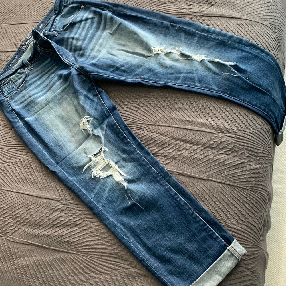 Nice pair of ankle jeans, buckle black
